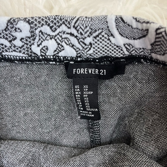 Forever 21 Grey Roses Mini Skirt - Picture 2 of 2